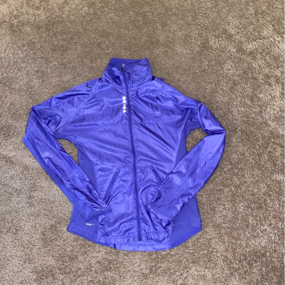 NIKE Wind Breaker
